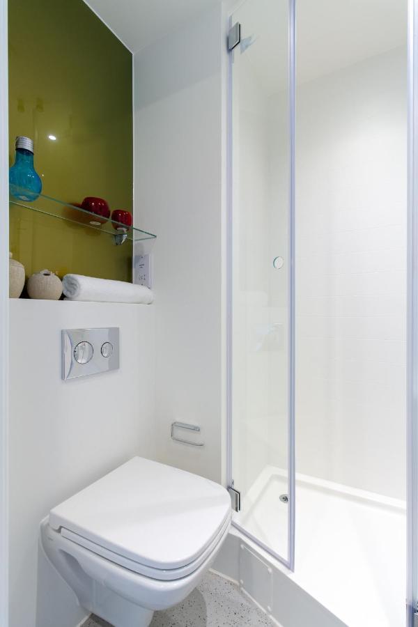 En Suite Rooms & Studios, Coventry - Sk Екстериор снимка