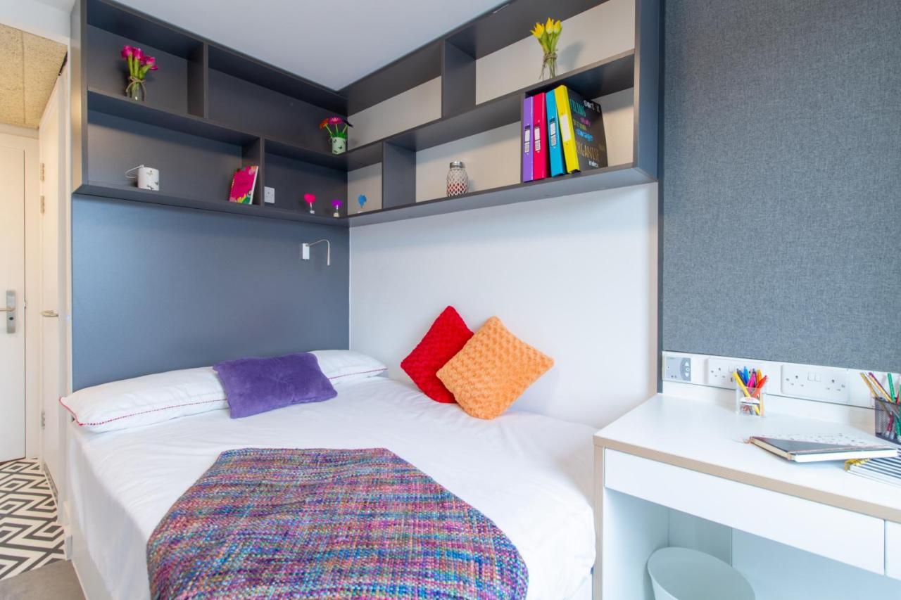 En Suite Rooms & Studios, Coventry - Sk Екстериор снимка
